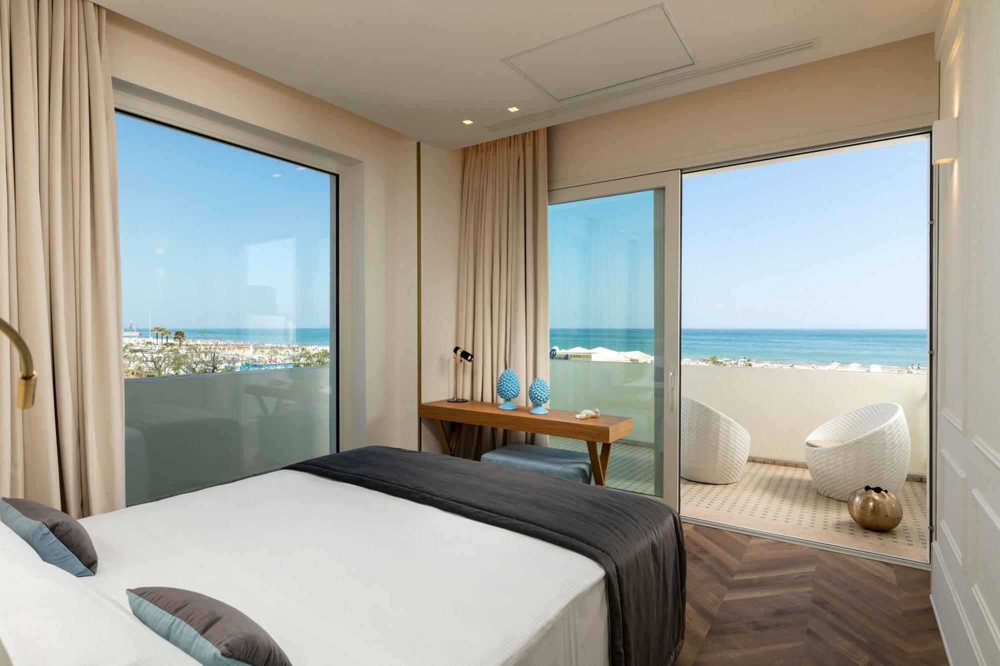 Hotel Abner'S Riccione Exterior foto